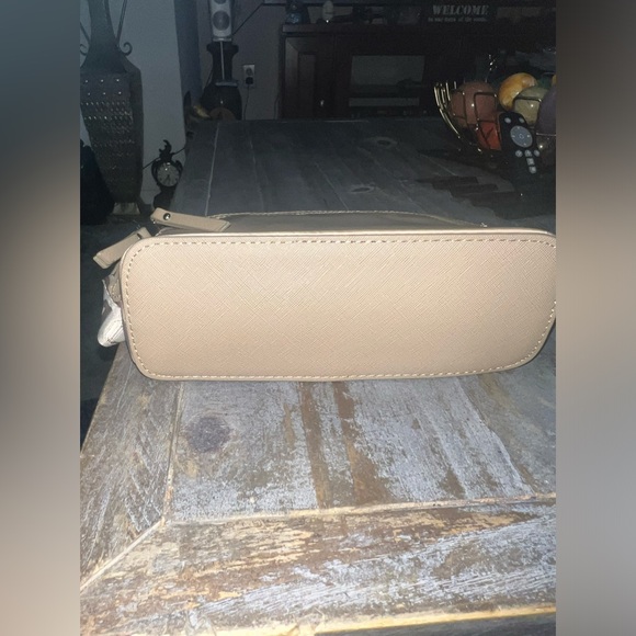 Steve Madden Crossbody Bag - Tan Color - Picture 4 of 8